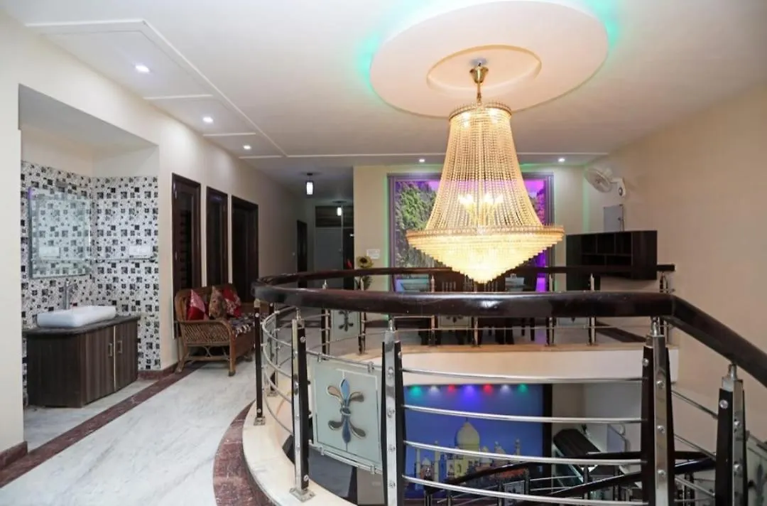 Hotel Queen Palace Agra  0*, Agra (Uttar Pradesh)